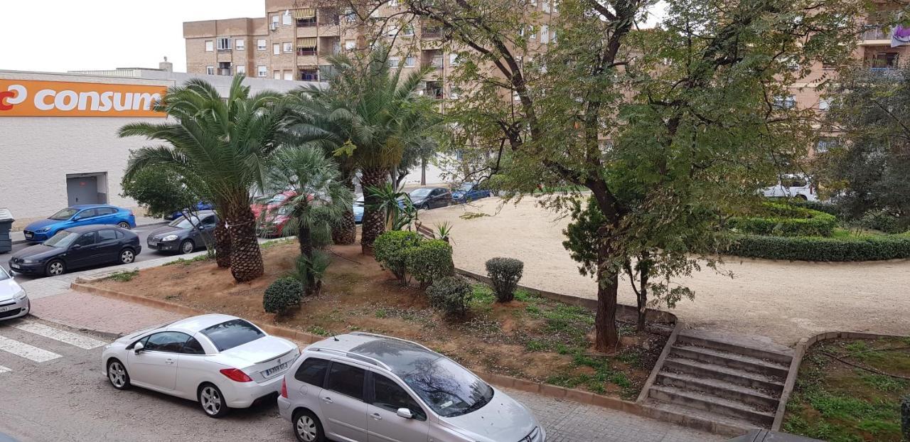 Habitacion Privada Cerca De Valencia En Vivienda Compartida Paterna Εξωτερικό φωτογραφία